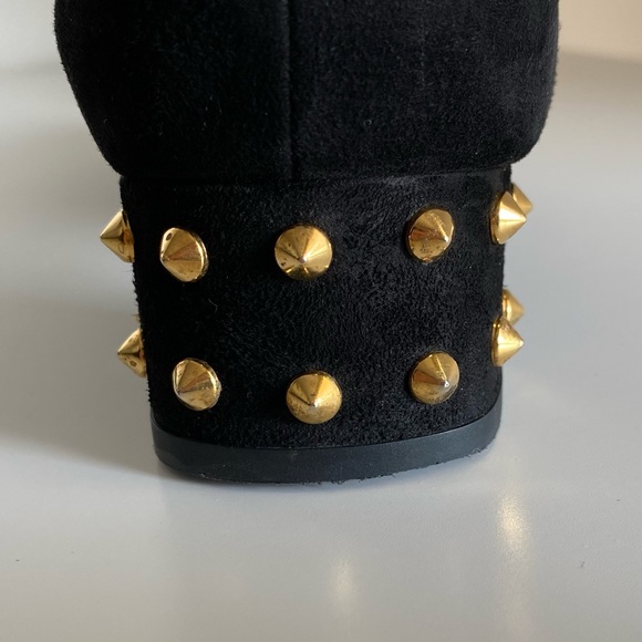 Gucci Jacqueline Studded Suede Pumps - Picture 11 of 16